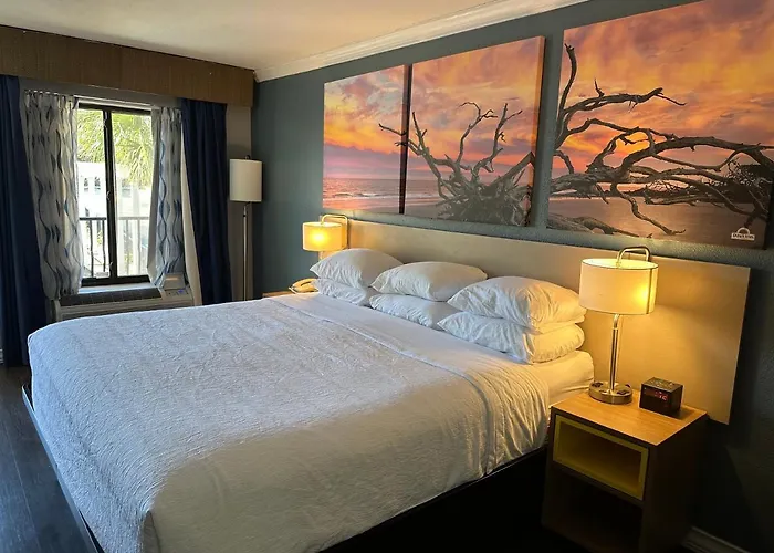 Days By Wyndham - Historic Downtown Hotel 2*
