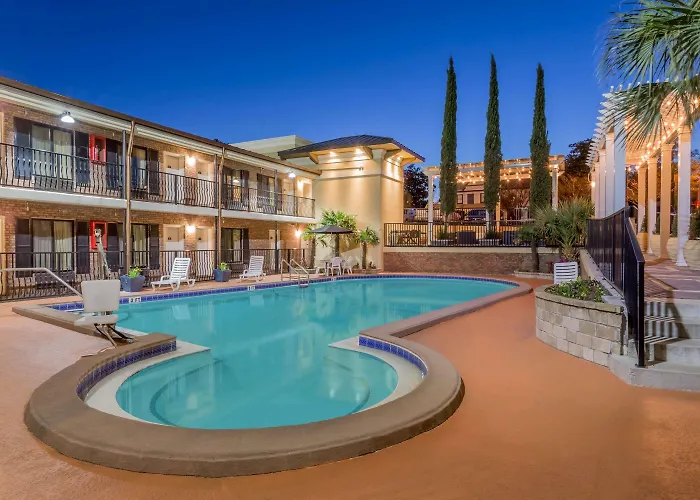 Hotel Days By Wyndham - Historic Downtown