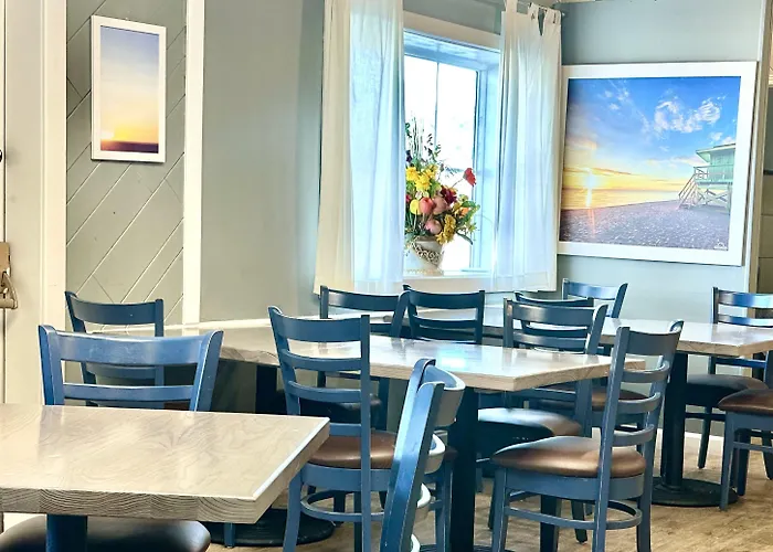 Days By Wyndham - Historic Downtown Hotel 2*