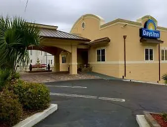 Days By Wyndham - Historic Downtown 2* Pensacola